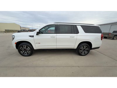 2023 GMC Yukon XL AT4