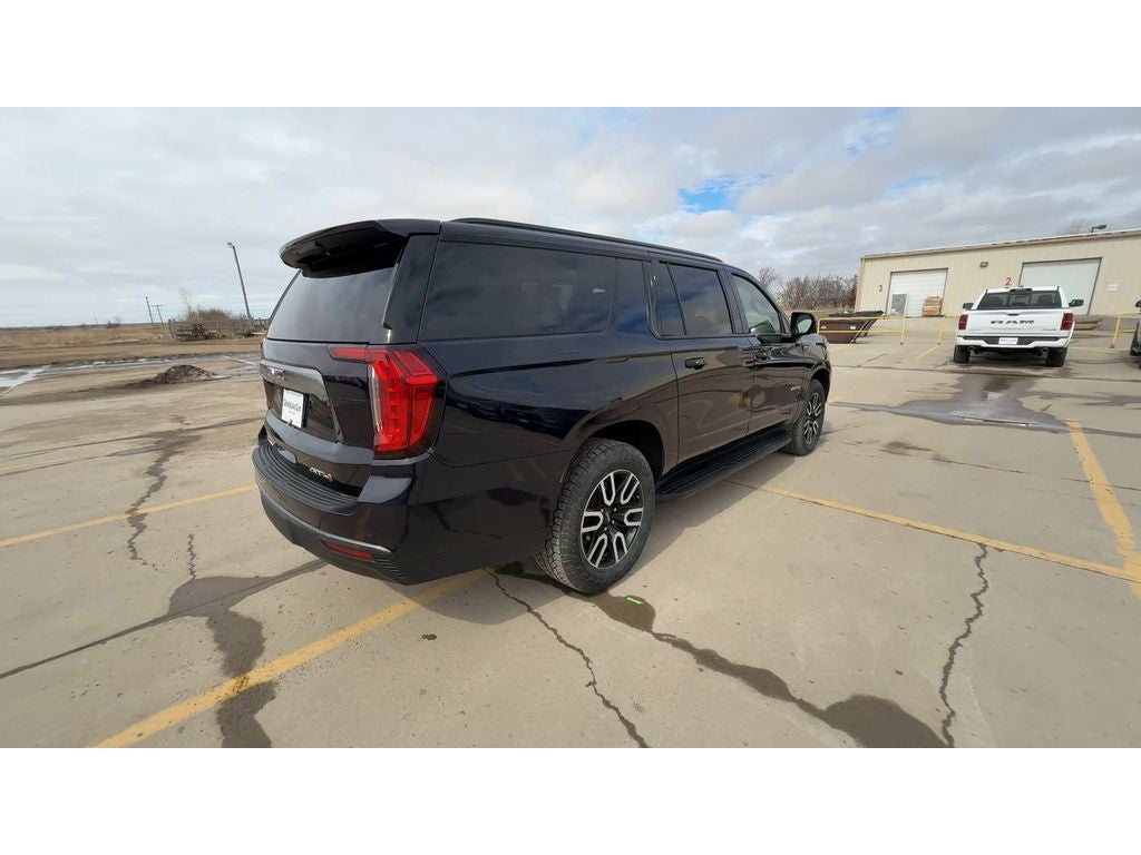 2021 GMC Yukon XL AT4