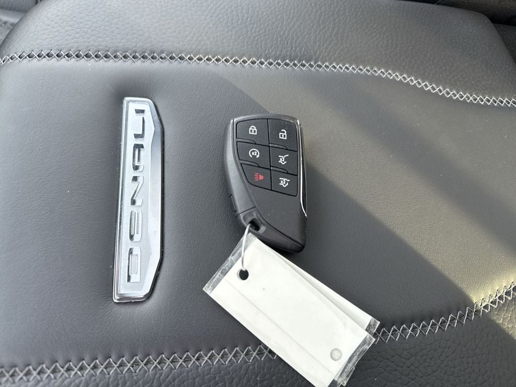 2025 GMC Yukon XL Denali