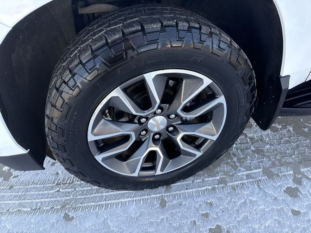 2022 Chevrolet Suburban LT