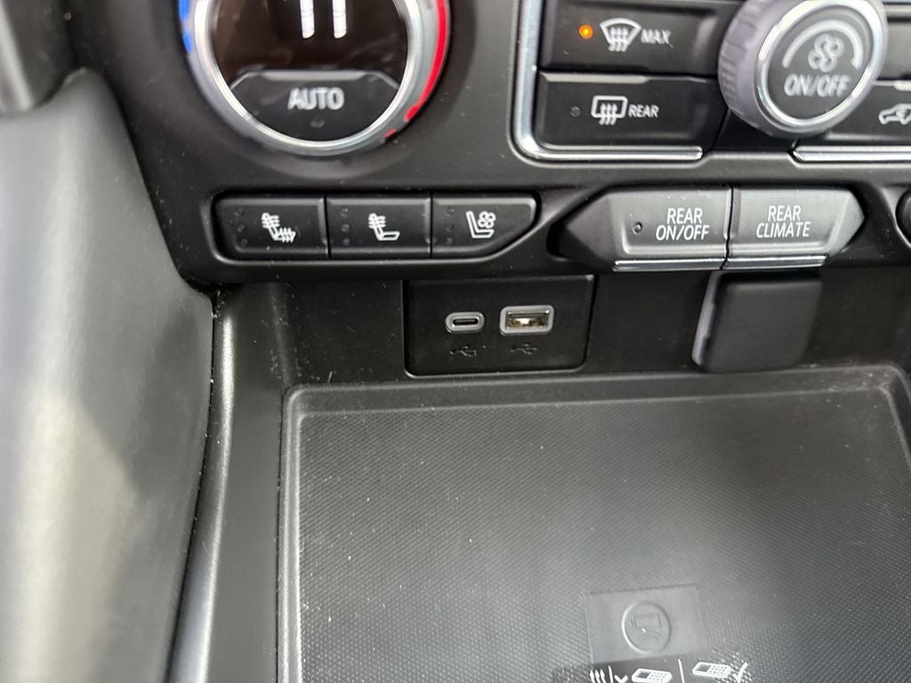 2024 Chevrolet Suburban High Country