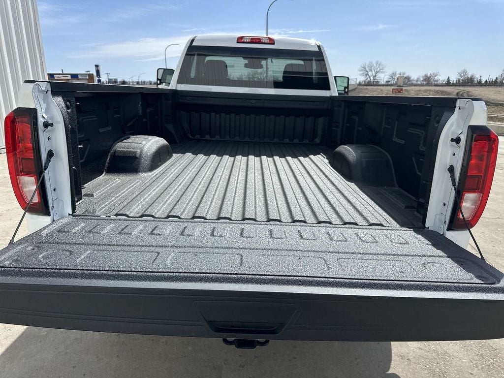 2025 GMC Sierra 2500 HD Pro