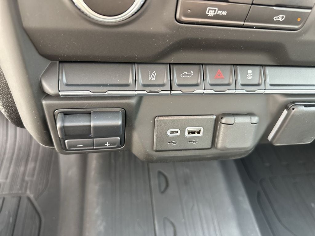 2025 GMC Sierra 2500 HD Pro