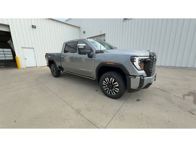 2025 GMC Sierra 3500 HD Denali Ultimate