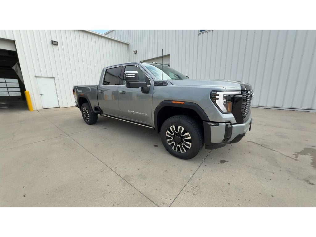 2025 GMC Sierra 3500 HD Denali Ultimate