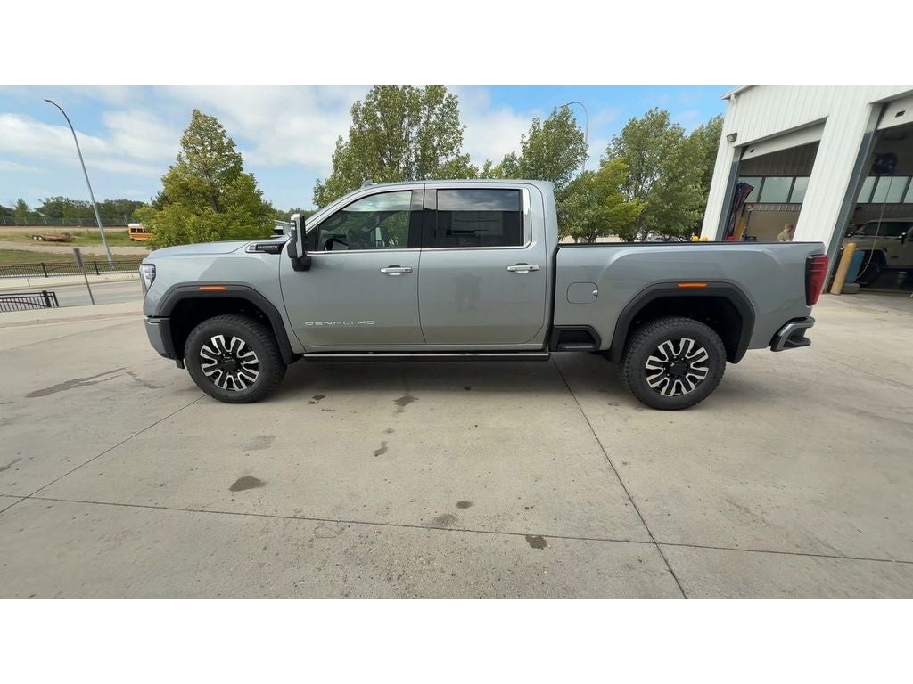 2025 GMC Sierra 3500 HD Denali Ultimate
