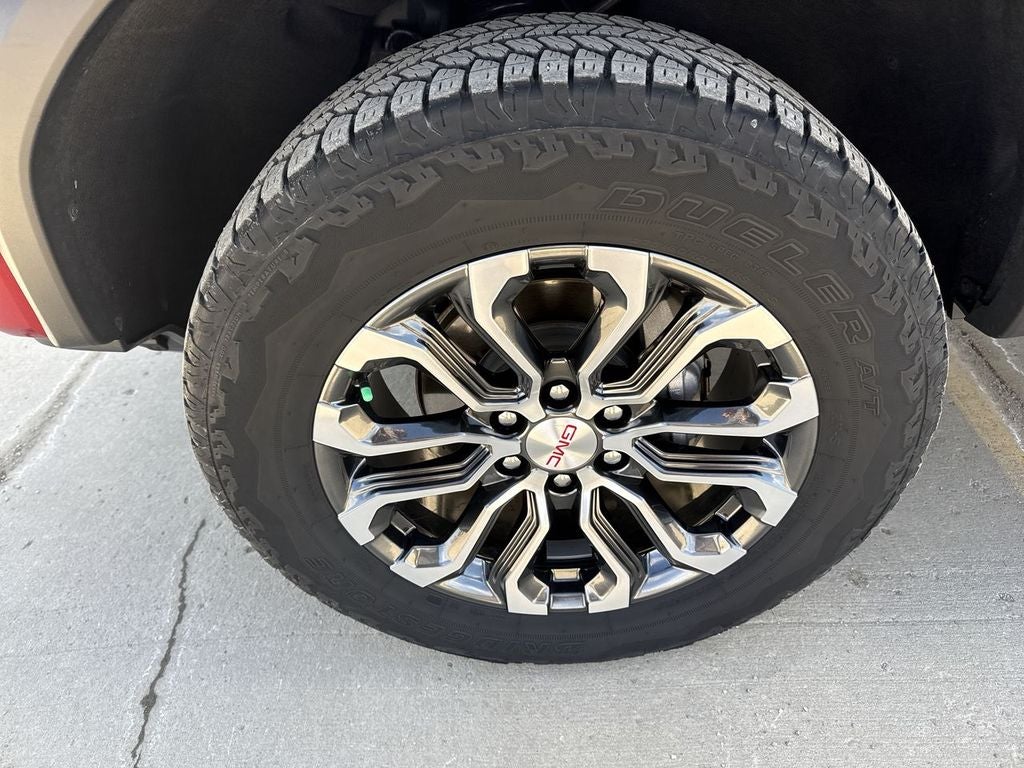 2024 GMC Canyon Denali