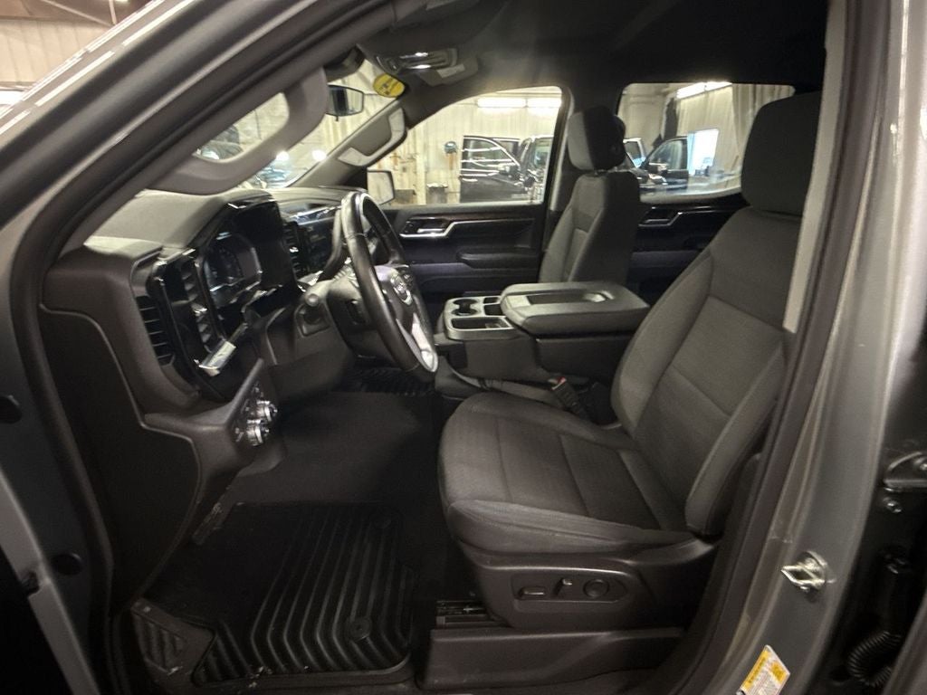 2024 GMC Sierra 1500 SLE