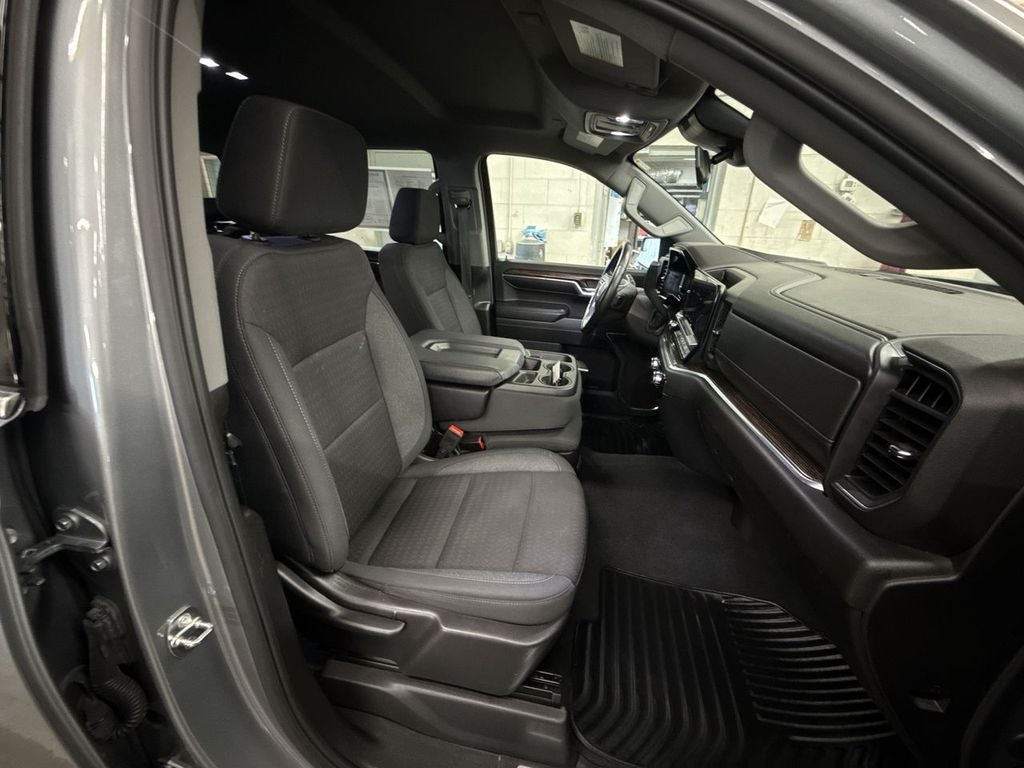 2024 GMC Sierra 1500 SLE