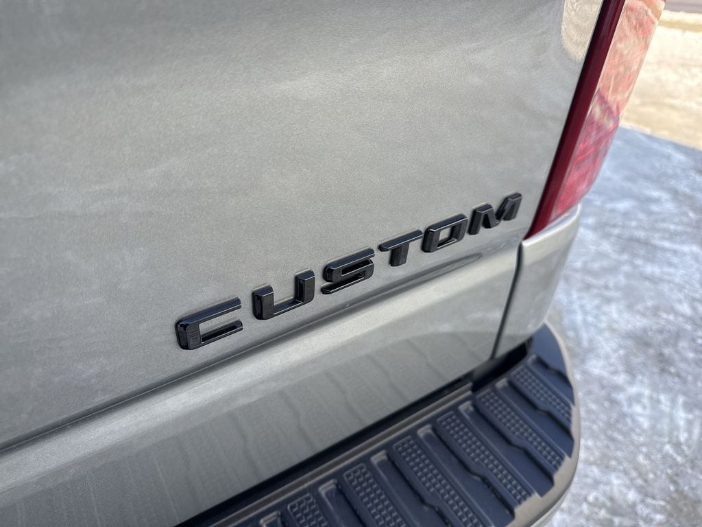 2026 Chevrolet Silverado 1500 Custom