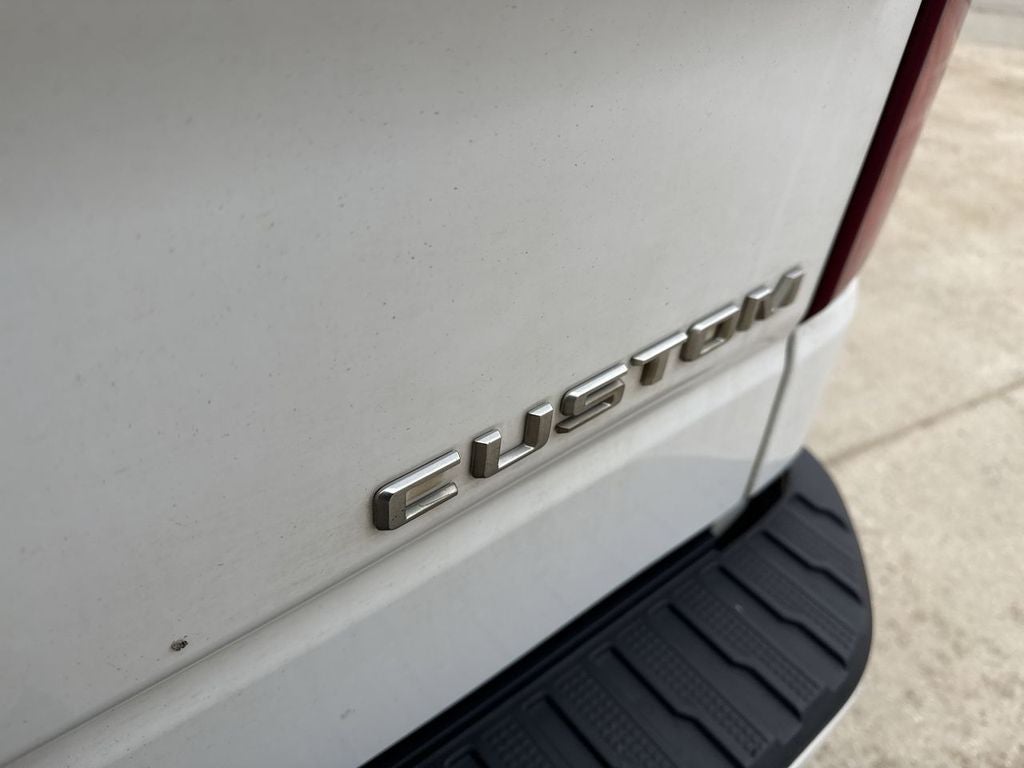 2020 Chevrolet Silverado 1500 Custom