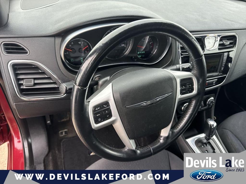 2012 Chrysler 200 Touring