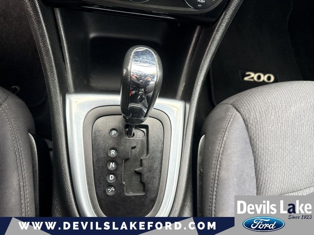 2012 Chrysler 200 Touring