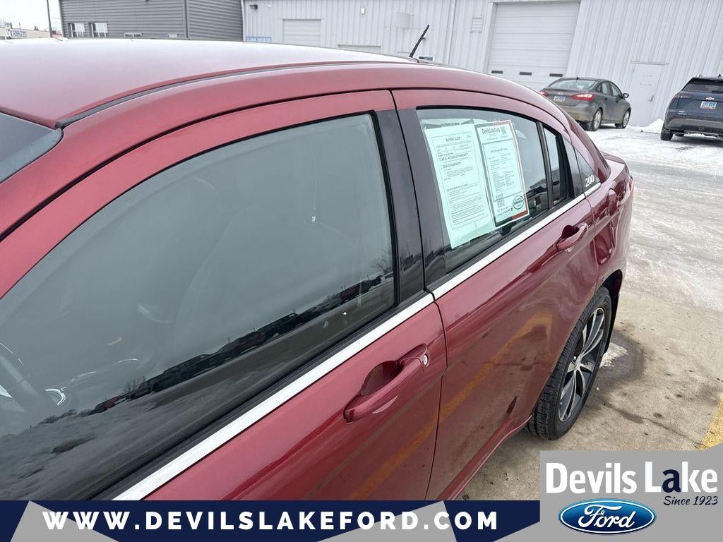 2012 Chrysler 200 Touring