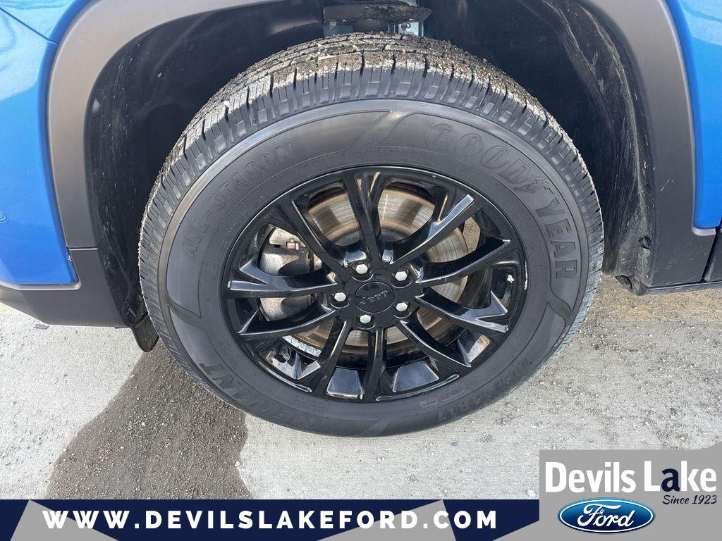 2023 Jeep Cherokee Altitude Lux 4x4