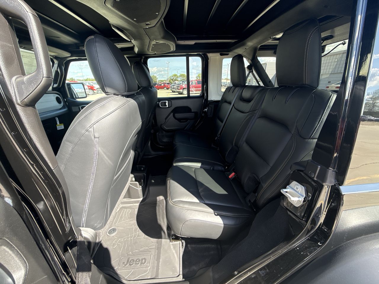 2027 Jeep Wrangler WRANGLER 4-DOOR WILLYS
