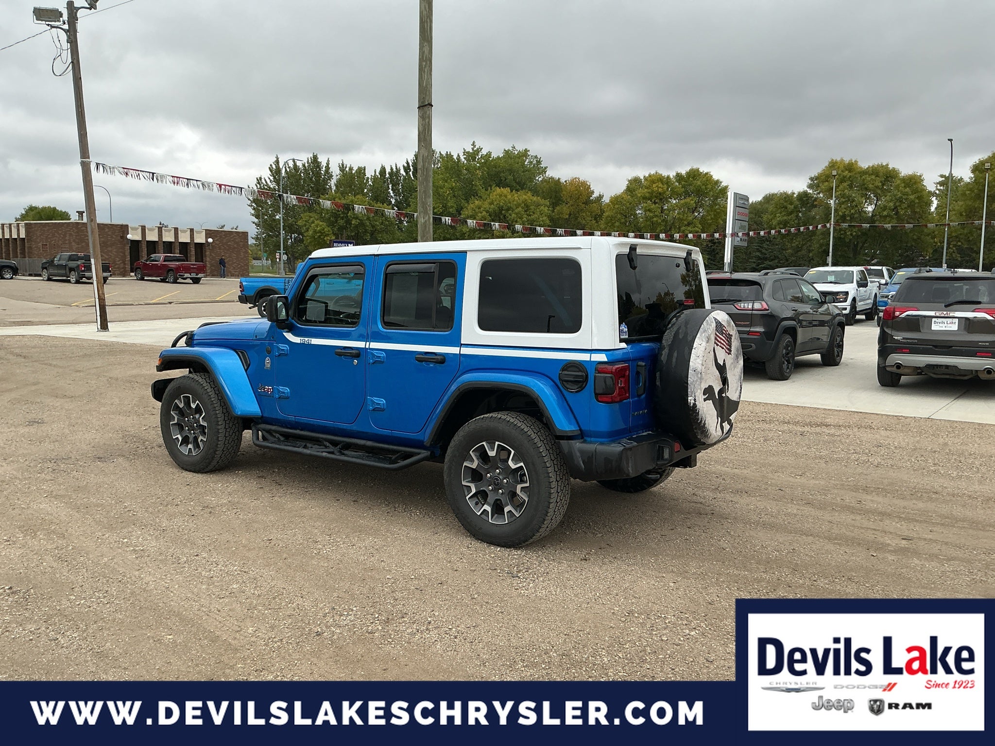 2026 Jeep Wrangler 4-Door Sahara 4x4