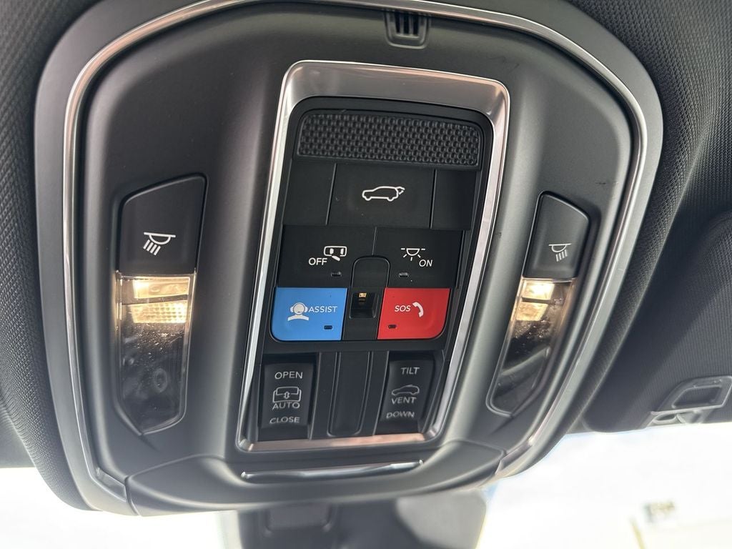 2026 Jeep Grand Cherokee GRAND CHEROKEE LAREDO X 4X4