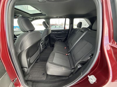 2026 Jeep Grand Cherokee GRAND CHEROKEE LAREDO X 4X4