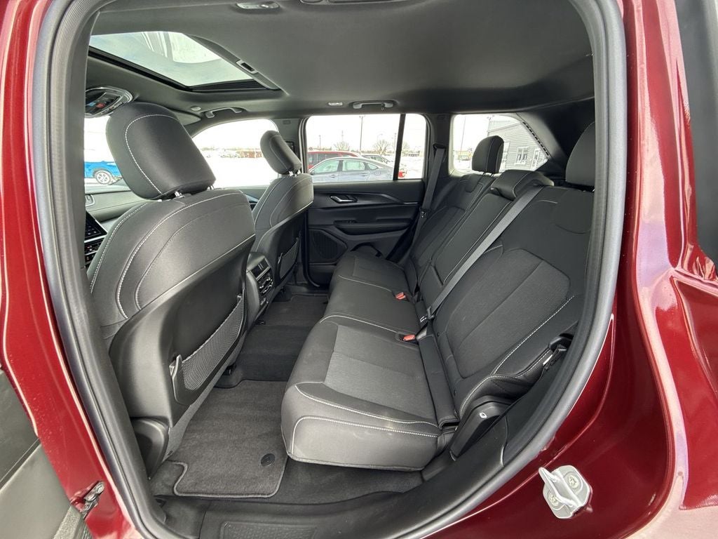 2026 Jeep Grand Cherokee GRAND CHEROKEE LAREDO X 4X4