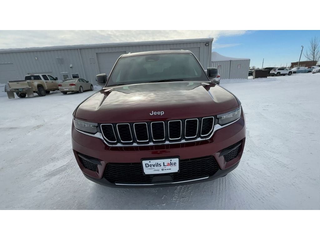 2026 Jeep Grand Cherokee GRAND CHEROKEE LAREDO X 4X4