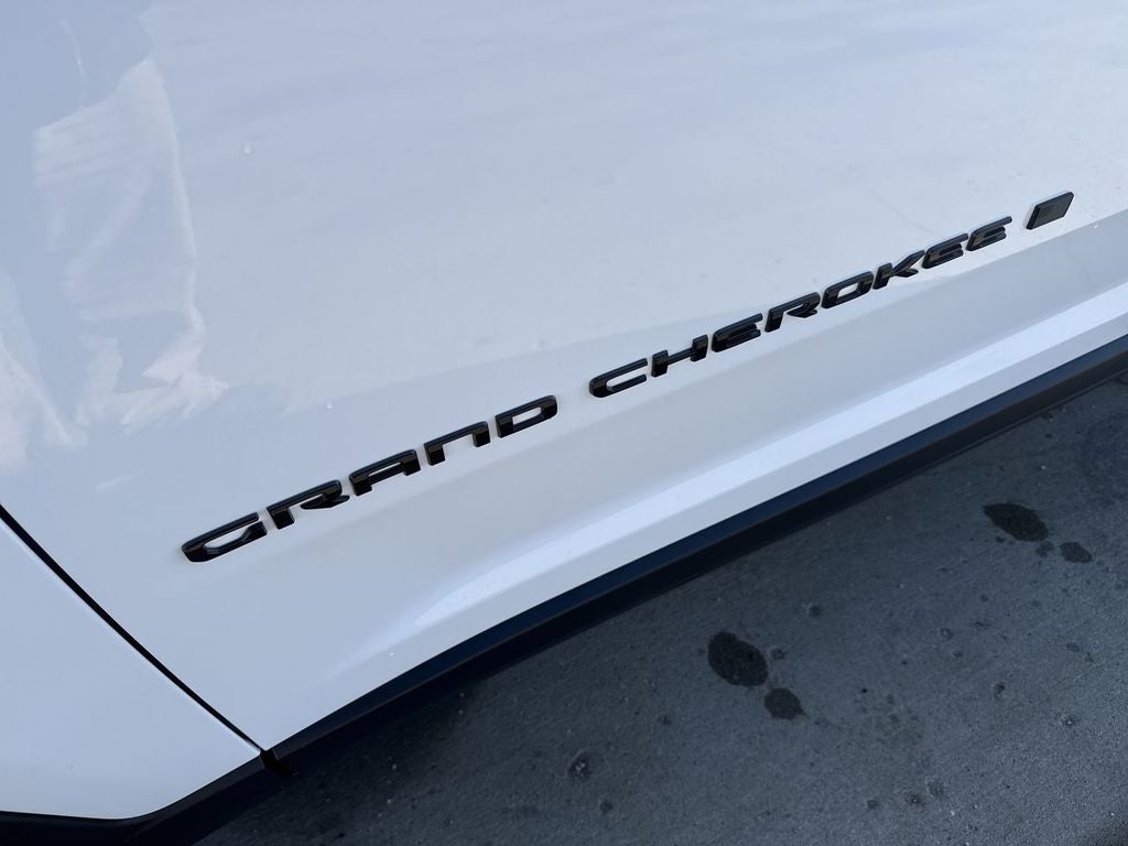 2026 Jeep Grand Cherokee GRAND CHEROKEE LAREDO ALTITUDE 4X4