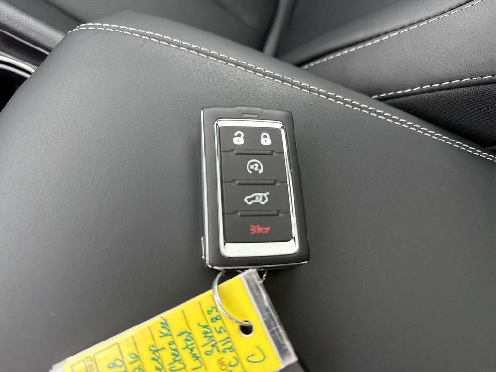 2026 Jeep Grand Cherokee GRAND CHEROKEE LIMITED RESERVE 4X4