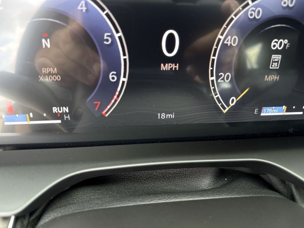 2026 Jeep Grand Cherokee GRAND CHEROKEE L LAREDO ALTITUDE 4X4