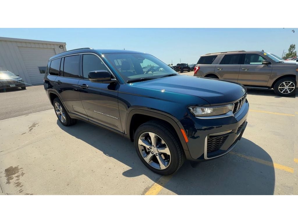 2026 Jeep Grand Cherokee GRAND CHEROKEE L LIMITED 4X4