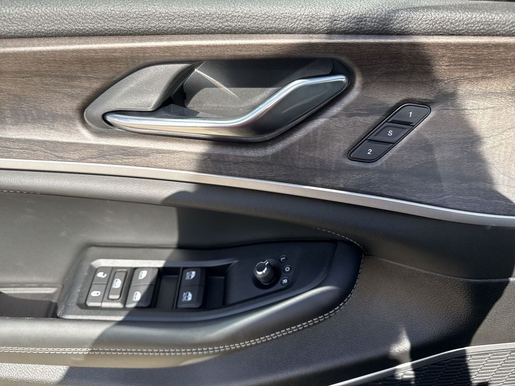 2026 Jeep Grand Cherokee GRAND CHEROKEE L LIMITED RESERVE 4X4