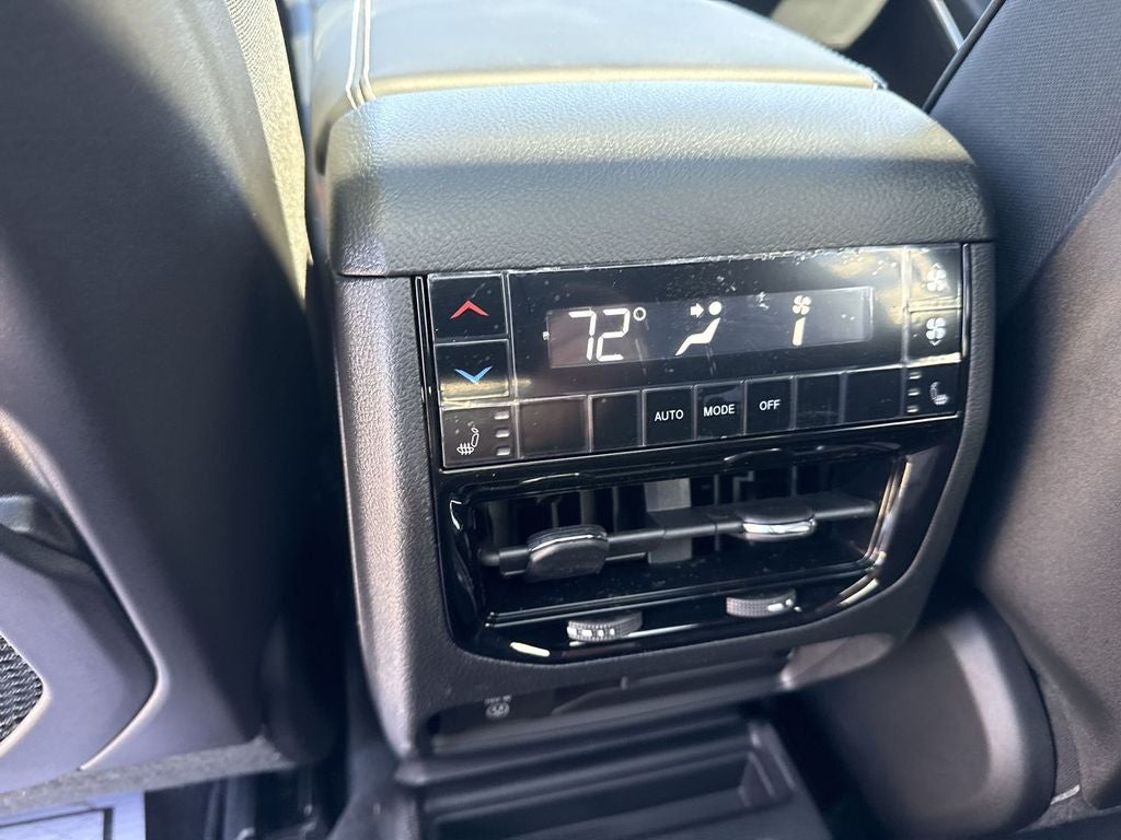 2026 Jeep Grand Cherokee GRAND CHEROKEE L LIMITED RESERVE 4X4