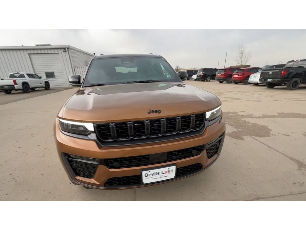 2026 Jeep Grand Cherokee GRAND CHEROKEE L SUMMIT 4X4