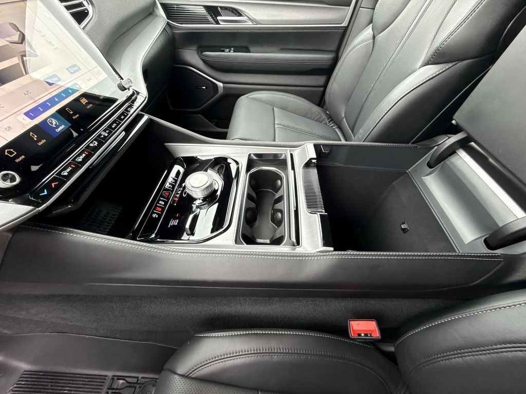 2026 Jeep Grand Wagoneer GRAND WAGONEER L LIMITED ALTITUDE 4X4