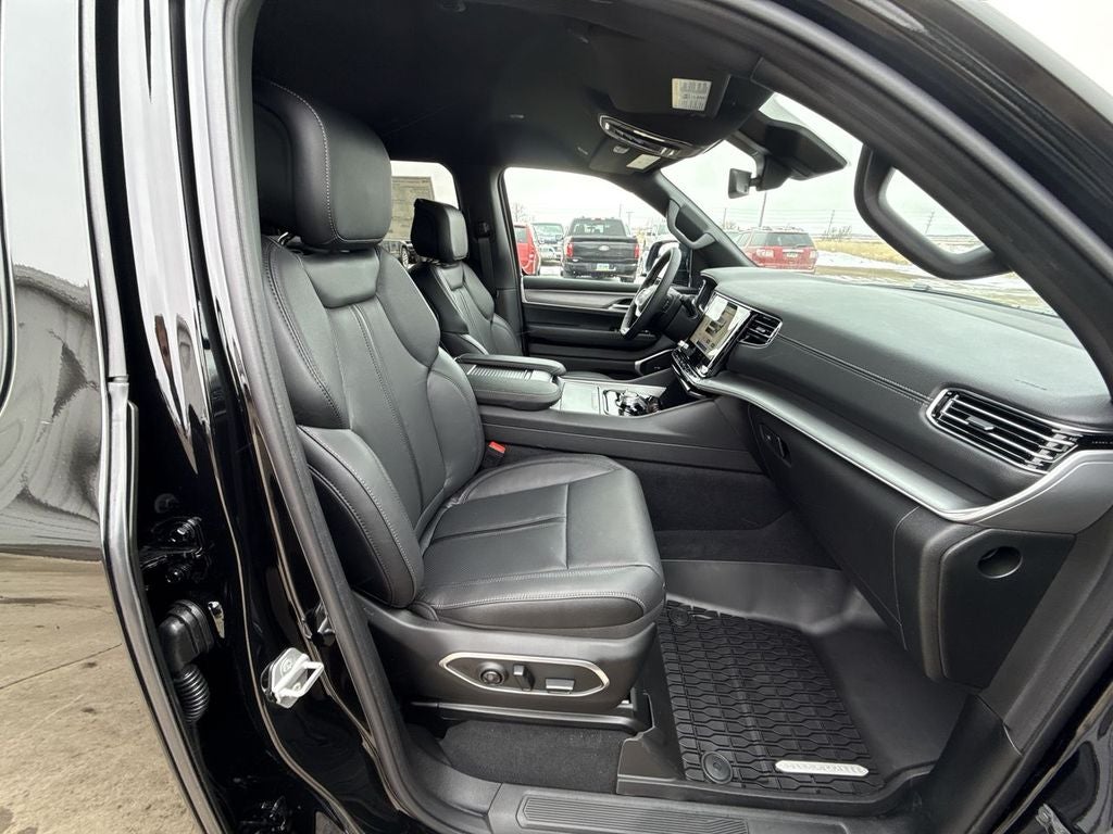 2026 Jeep Grand Wagoneer GRAND WAGONEER L LIMITED ALTITUDE 4X4