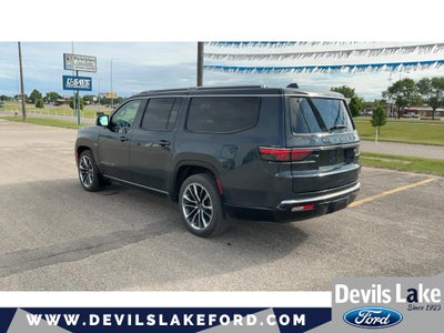2023 Jeep Wagoneer L Series III 4x4