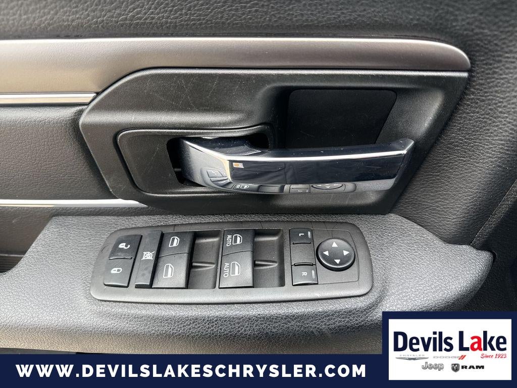 2024 RAM 1500 Classic Warlock Crew Cab 4x4 5'7' Box