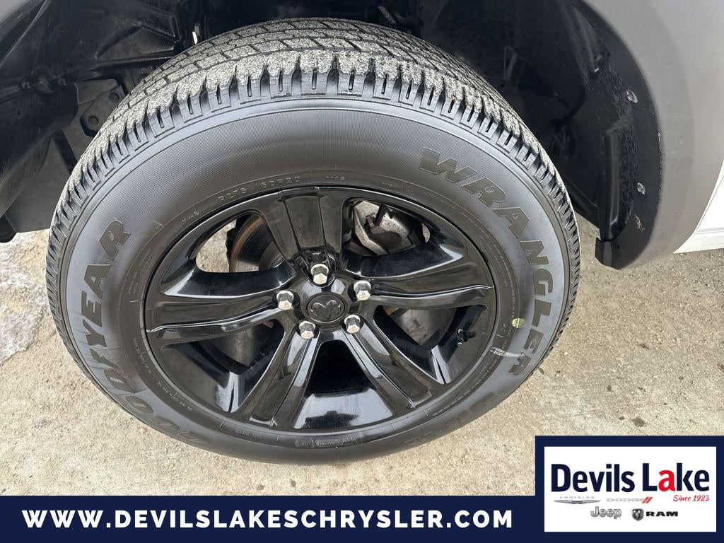 2024 RAM 1500 Classic Warlock Crew Cab 4x4 5'7' Box