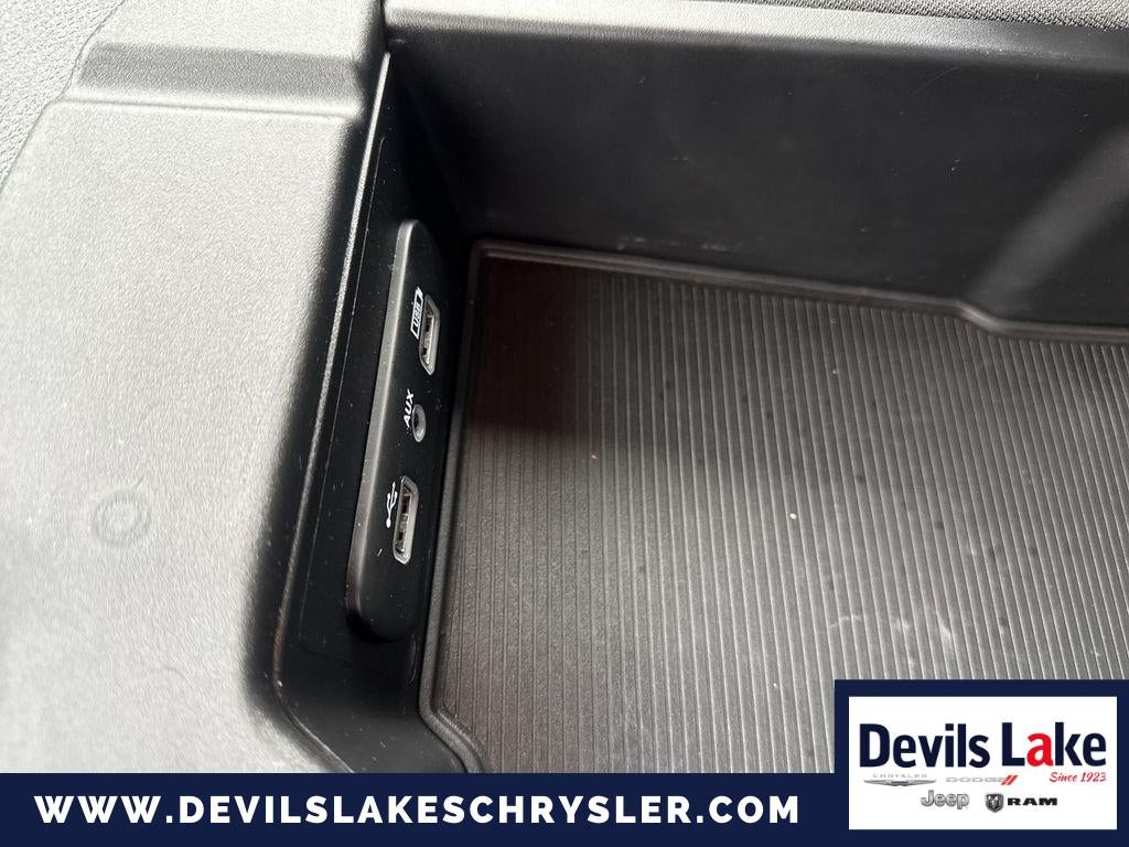 2024 RAM 1500 Classic Warlock Crew Cab 4x4 5'7' Box