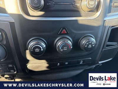 2024 RAM 1500 Classic Warlock Crew Cab 4x4 5'7' Box