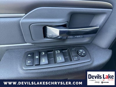 2021 RAM 1500 Classic SLT Crew Cab 4x4 5'7' Box