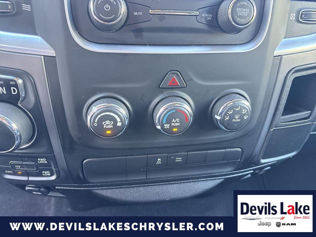 2021 RAM 1500 Classic SLT Crew Cab 4x4 5'7' Box