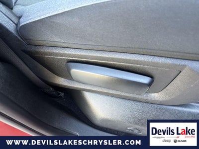 2021 RAM 1500 Classic SLT Crew Cab 4x4 5'7' Box