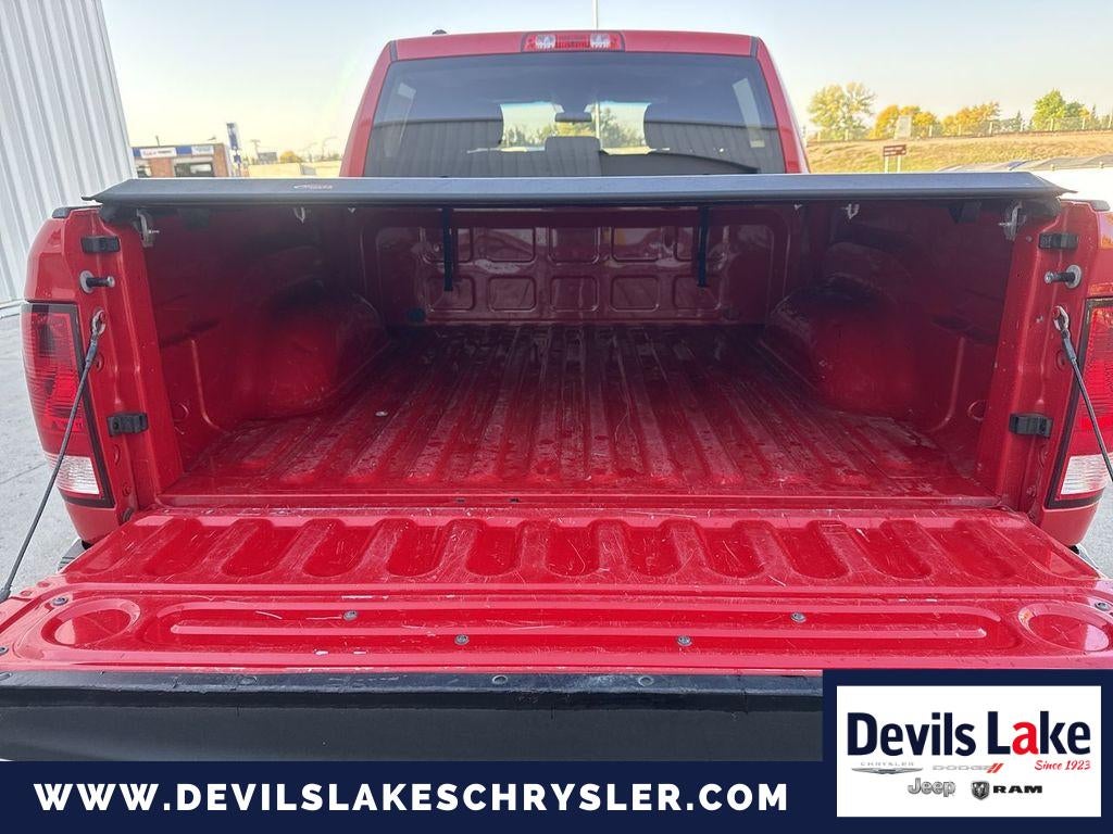 2021 RAM 1500 Classic SLT Crew Cab 4x4 5'7' Box