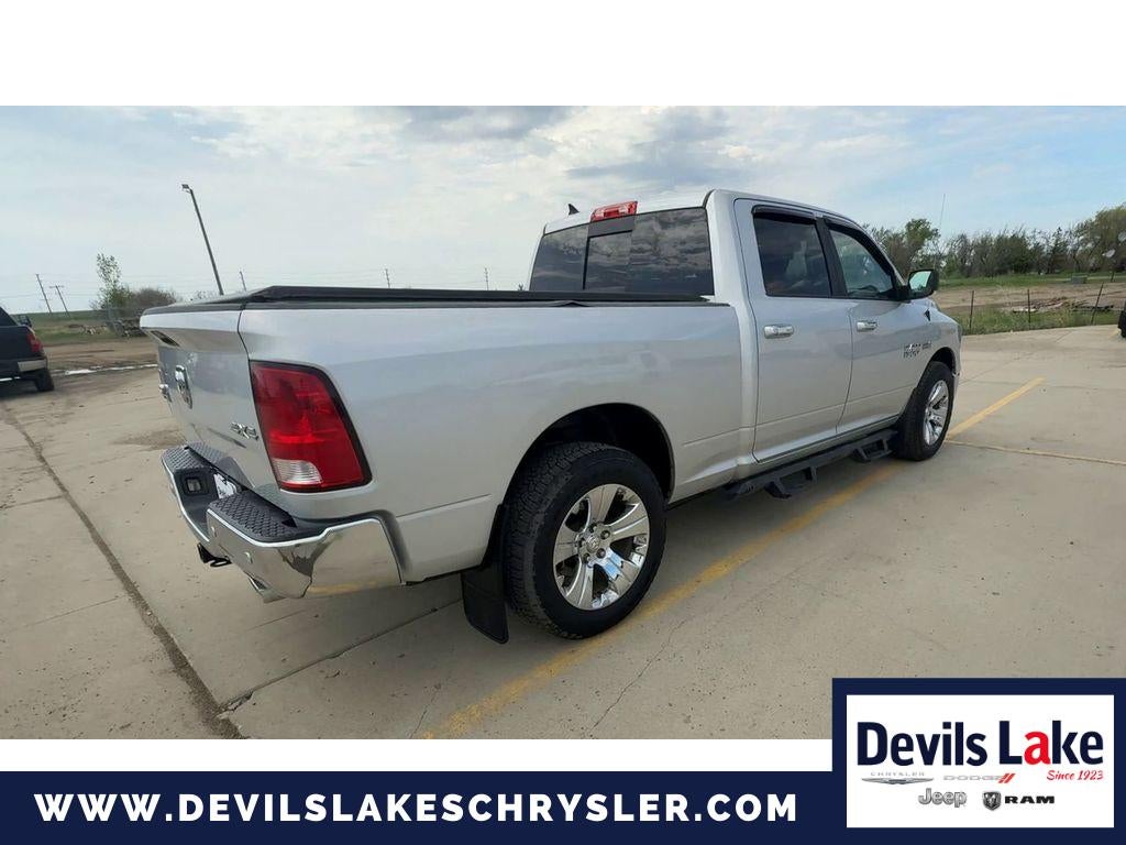 2017 RAM 1500 Big Horn Crew Cab 4x4 6'4' Box