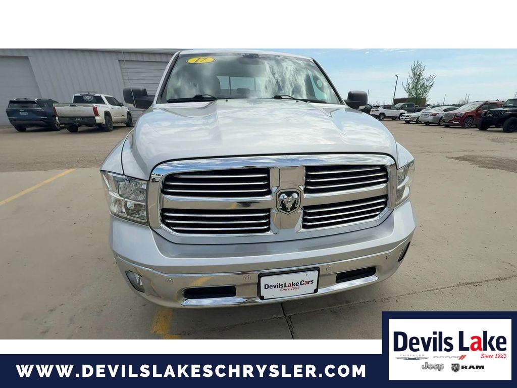 2017 RAM 1500 Big Horn Crew Cab 4x4 6'4' Box