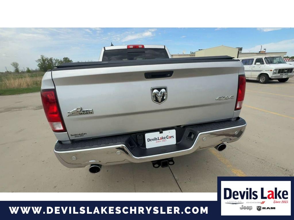 2017 RAM 1500 Big Horn Crew Cab 4x4 6'4' Box