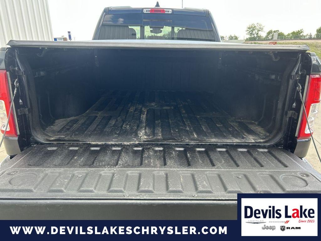 2022 RAM 1500 Big Horn Quad Cab 4x4 6'4' Box