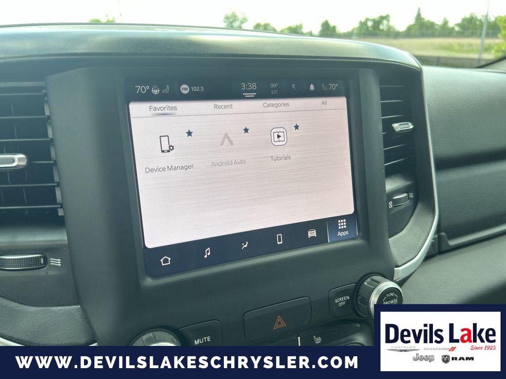 2022 RAM 1500 Big Horn Quad Cab 4x4 6'4' Box