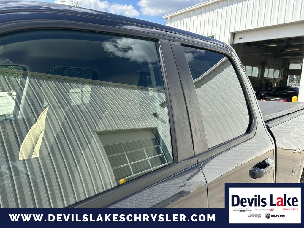 2022 RAM 1500 Big Horn Quad Cab 4x4 6'4' Box