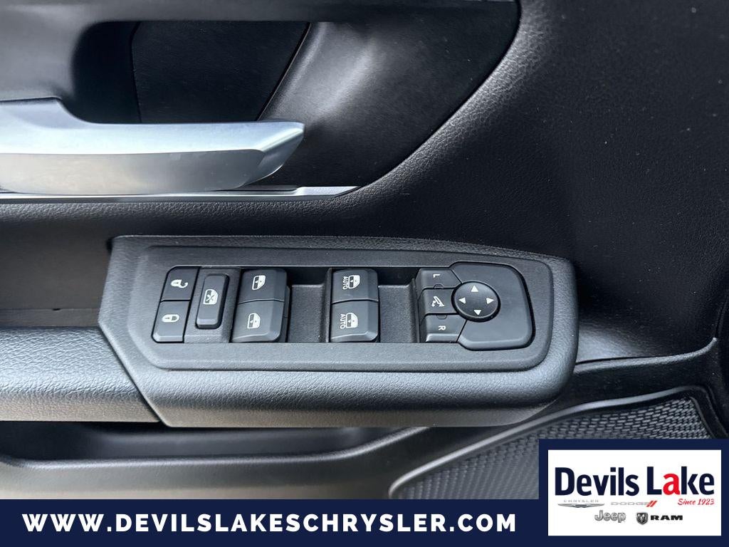 2025 RAM 1500 Big Horn Crew Cab 4x4 5'7' Box